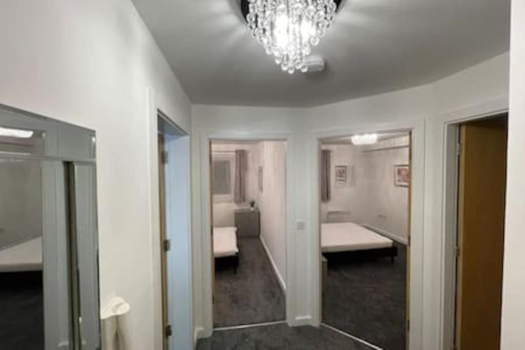 Moda Wigan 2 - Stylish 2 Bed In Central Wigan Exterior foto